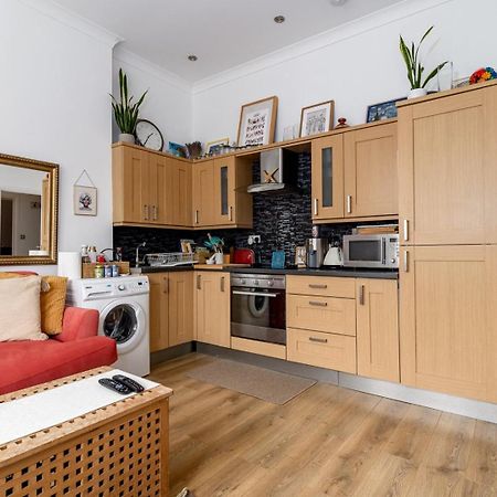 Guestready - Charming Retreat In West Green ロンドン 部屋 写真