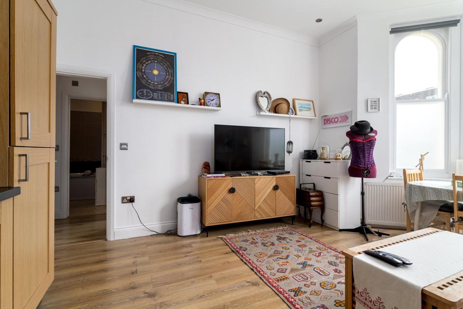 Guestready - Charming Retreat In West Green ロンドン 部屋 写真